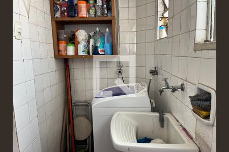 Apartamento à venda com 66m², 2 quartos e 1 vagaÁrea de Serviço