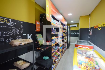 Apartamento para alugar com 36m², 2 quartos e sem vagaÁrea comum - Minimercado