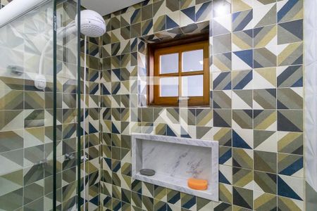 Casa à venda com 299m², 3 quartos e 3 vagas Casa à venda com 299m², 3 quartos e 3 vagasBanheiro social