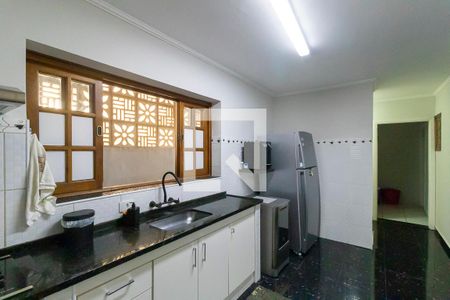 Casa à venda com 299m², 3 quartos e 3 vagas Casa à venda com 299m², 3 quartos e 3 vagasCozinha