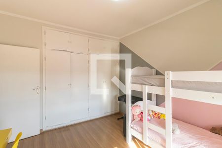 Casa à venda com 299m², 3 quartos e 3 vagas Casa à venda com 299m², 3 quartos e 3 vagasQuarto 2