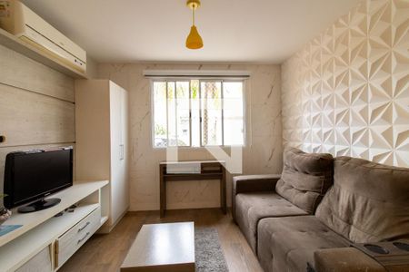 Sala de casa de condomínio à venda com 3 quartos, 120m² em Jardim Itu, Porto Alegre