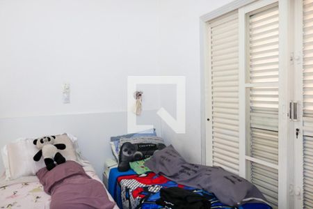 Casa à venda com 350m², 6 quartos e 5 vagasSuíte 3