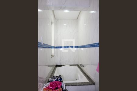 Casa à venda com 350m², 6 quartos e 5 vagasSuíte 3