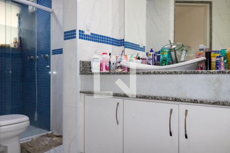 Casa à venda com 350m², 6 quartos e 5 vagasSuíte 3