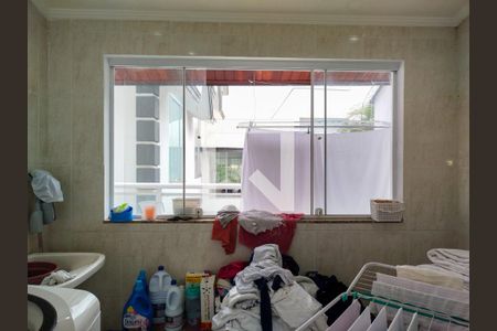 Casa à venda com 350m², 6 quartos e 5 vagasÁrea de Serviço