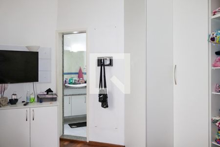 Casa à venda com 350m², 6 quartos e 5 vagasSuíte 3