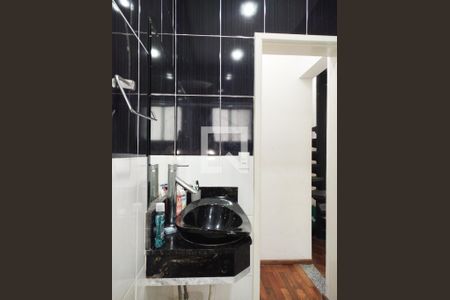 Casa à venda com 350m², 6 quartos e 5 vagasBanheiro da Suíte 2