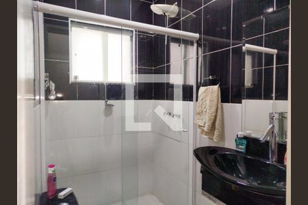 Casa à venda com 350m², 6 quartos e 5 vagasBanheiro da Suíte 2