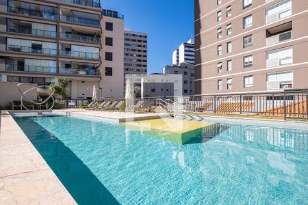 Apartamento à venda com 140m², 2 quartos e 3 vagasPiscina
