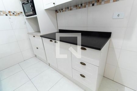 Casa de condomínio à venda com 58m², 2 quartos e 1 vagaCozinha - Armários