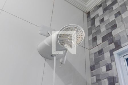 Casa de condomínio à venda com 58m², 2 quartos e 1 vagaChuveiro