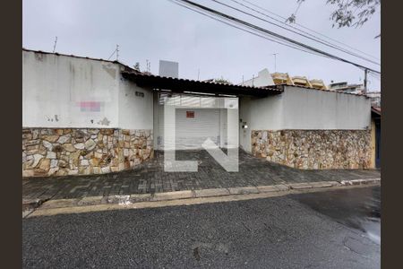 Fachada de casa de condomínio para alugar com 2 quartos, 60m² em Vila Carmosina, São Paulo