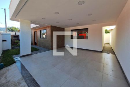 Casa à venda com 110m², 3 quartos e 2 vagas Casa à venda com 110m², 3 quartos e 2 vagasGaragem