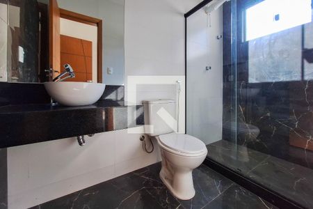 Casa à venda com 110m², 3 quartos e 2 vagas Casa à venda com 110m², 3 quartos e 2 vagasBanheiro da Suíte