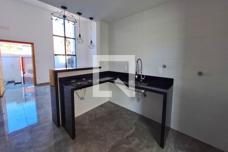 Casa à venda com 110m², 3 quartos e 2 vagas Casa à venda com 110m², 3 quartos e 2 vagasCozinha