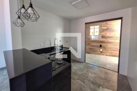 Casa à venda com 110m², 3 quartos e 2 vagas Casa à venda com 110m², 3 quartos e 2 vagasCozinha