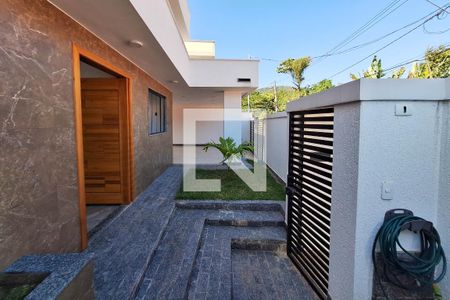 Casa à venda com 110m², 3 quartos e 2 vagas Casa à venda com 110m², 3 quartos e 2 vagasQuintal