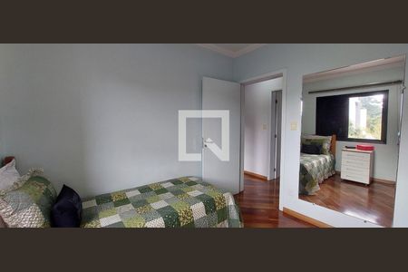 Apartamento à venda com 143m², 4 quartos e 2 vagasQuarto 3