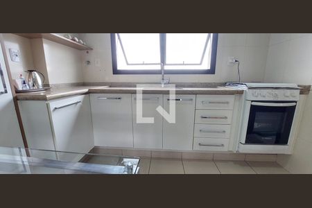 Apartamento à venda com 143m², 4 quartos e 2 vagasCozinha