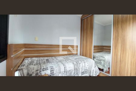 Apartamento à venda com 143m², 4 quartos e 2 vagasQuarto 4