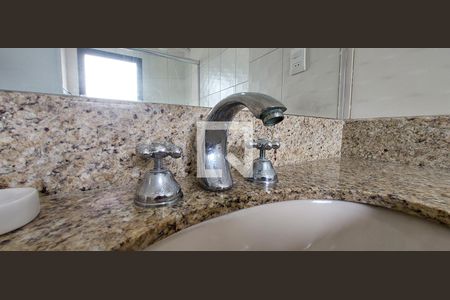 Apartamento à venda com 143m², 4 quartos e 2 vagasBanheiro Quarto 1 suíte