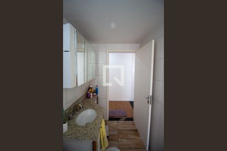 Apartamento para alugar com 47m², 2 quartos e sem vaga Apartamento para alugar com 47m², 2 quartos e sem vagaBanheiro