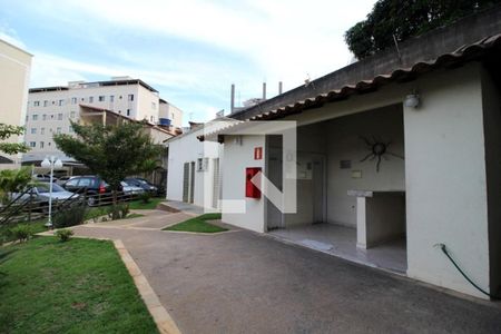 Apartamento à venda com 72m², 2 quartos e 2 vagasÁrea externa