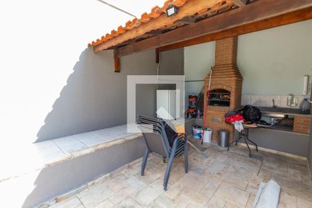 Apartamento para alugar com 110m², 3 quartos e 1 vaga Apartamento para alugar com 110m², 3 quartos e 1 vagaÁrea comum - Churrasqueira