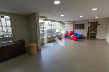 Apartamento para alugar com 110m², 3 quartos e 1 vaga Apartamento para alugar com 110m², 3 quartos e 1 vagaÁrea comum - Salão de festas