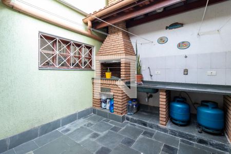 Casa para alugar com 100m², 2 quartos e 2 vagasÁrea de Lazer / Quintal