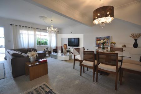 Sala de casa à venda com 3 quartos, 320m² em Vila Gustavo, São Paulo