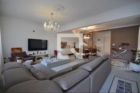 Sala de casa à venda com 3 quartos, 320m² em Vila Gustavo, São Paulo