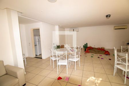 Apartamento à venda com 50m², 2 quartos e 1 vaga Apartamento à venda com 50m², 2 quartos e 1 vagaÁrea comum - Salão de festas