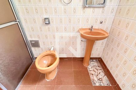 Casa de condomínio à venda com 150m², 2 quartos e 1 vagaBanheiro da Suíte 1