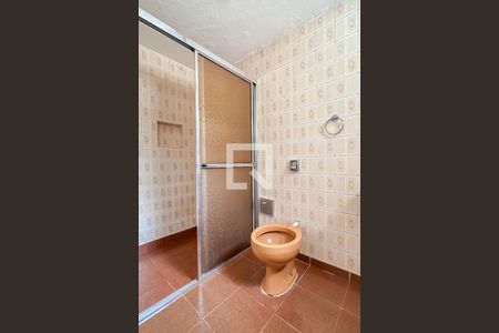 Casa de condomínio à venda com 150m², 2 quartos e 1 vagaBanheiro da Suíte 1