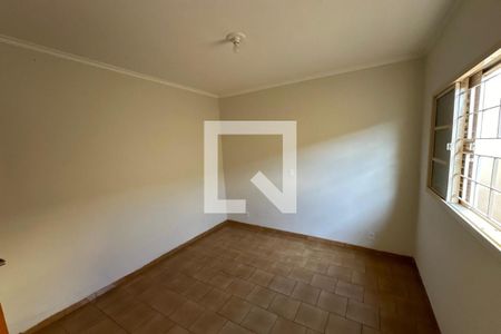 Casa para alugar com 100m², 3 quartos e 2 vagasDormitório 02