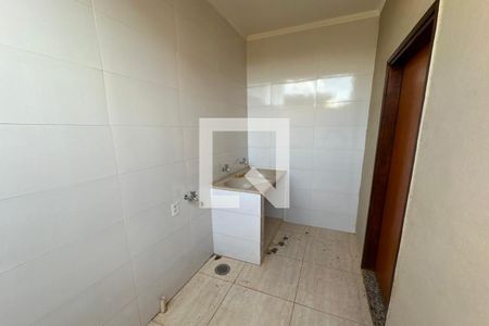 Casa para alugar com 100m², 3 quartos e 2 vagasLavanderia