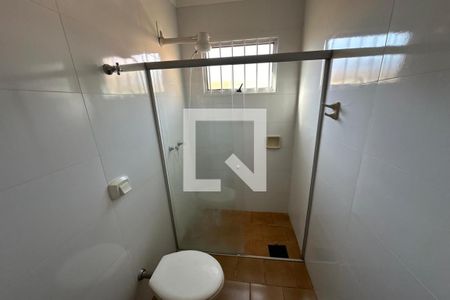 Casa para alugar com 100m², 3 quartos e 2 vagasBanheiro da Suíte
