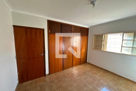 Casa para alugar com 100m², 3 quartos e 2 vagasSuíte