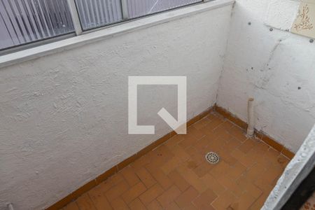 Studio para alugar com 32m², 1 quarto e 1 vaga Studio para alugar com 32m², 1 quarto e 1 vagaÁrea de serviço