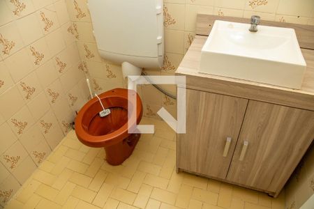 Banheiro  de kitnet/studio para alugar com 1 quarto, 32m² em Taboão, São Bernardo do Campo