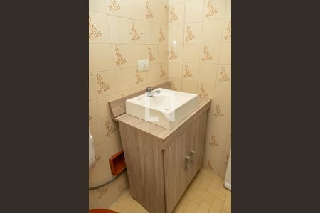 Banheiro  de kitnet/studio para alugar com 1 quarto, 32m² em Taboão, São Bernardo do Campo