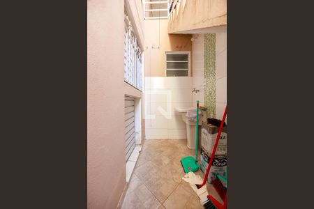 Casa à venda com 305m², 8 quartos e 1 vaga Casa à venda com 305m², 8 quartos e 1 vagaÁrea de Serviço 1