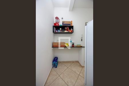 Casa à venda com 305m², 8 quartos e 1 vaga Casa à venda com 305m², 8 quartos e 1 vagaCozinha 2