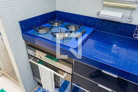 Apartamento à venda com 92m², 2 quartos e 2 vagasCozinha e área de serviço