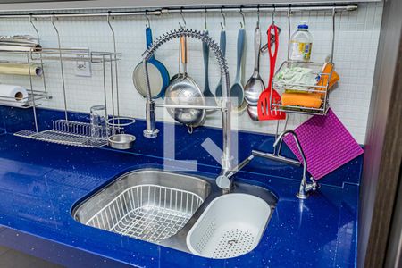 Apartamento à venda com 92m², 2 quartos e 2 vagasCozinha e área de serviço