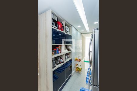 Apartamento à venda com 92m², 2 quartos e 2 vagasCozinha e área de serviço