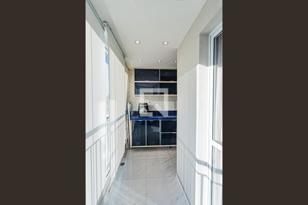 Apartamento à venda com 92m², 2 quartos e 2 vagasVaranda
