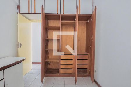 Quarto 1 - Armários de apartamento para alugar com 3 quartos, 105m² em Pituba, Salvador